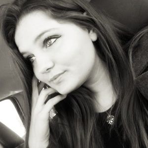 Meet your Posher, Jasmine